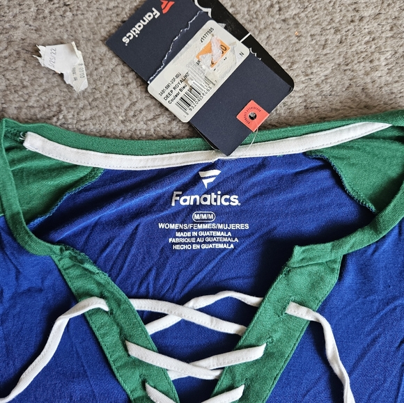 Women's Vancouver Canucks Fanatics Branded Blue/Green Break Out - Raglan Lace-Up - Picture 4 of 4